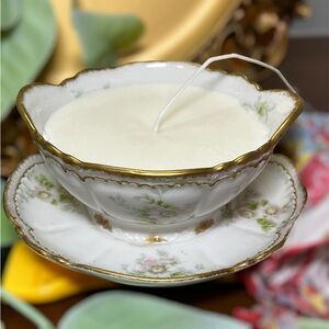 Vintage Glassware Soy Candle - Choose your own Scent! Handmade & Pure Soy